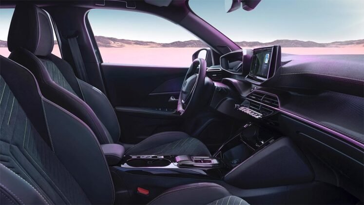 Peugeot e-2008 SUV seat