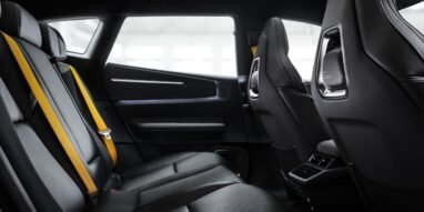 Polestar 4 SUV inside