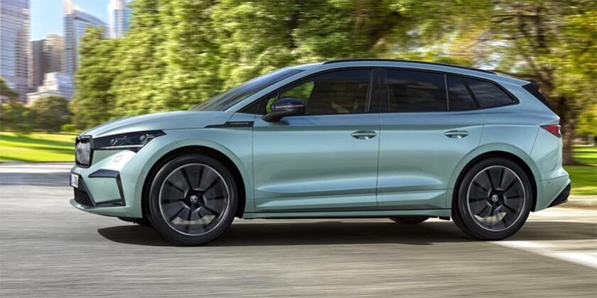 Skoda Enyaq iV side