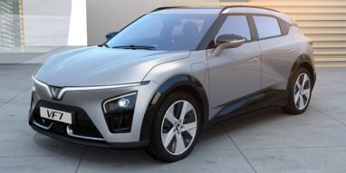 VinFast VF7