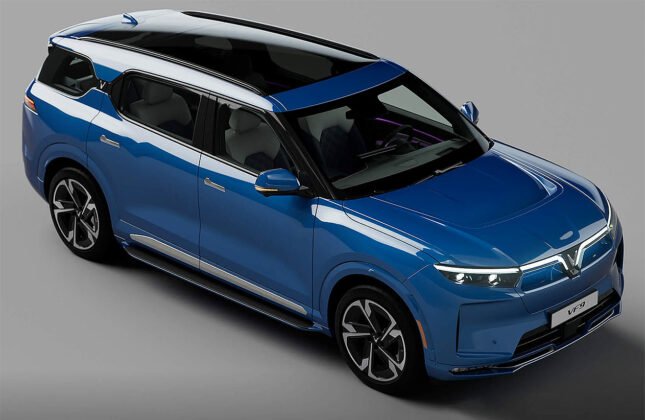 VinFast VF9 roof